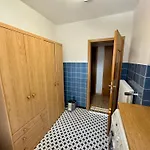 Monteurs- Und Kahmen Appartement
